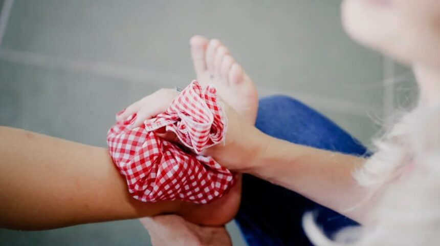 Dikke enkels: waar komen ze vandaan en wat kun je doen? Dikke enkels: waar komen ze vandaan en wat kun je doen?