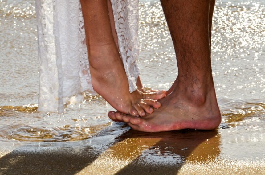 Wat veroorzaakt zweetvoeten? Dit zijn de 5 grootste boosdoeners